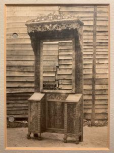 Ξυλόγλυπτο προσκυνητάρι