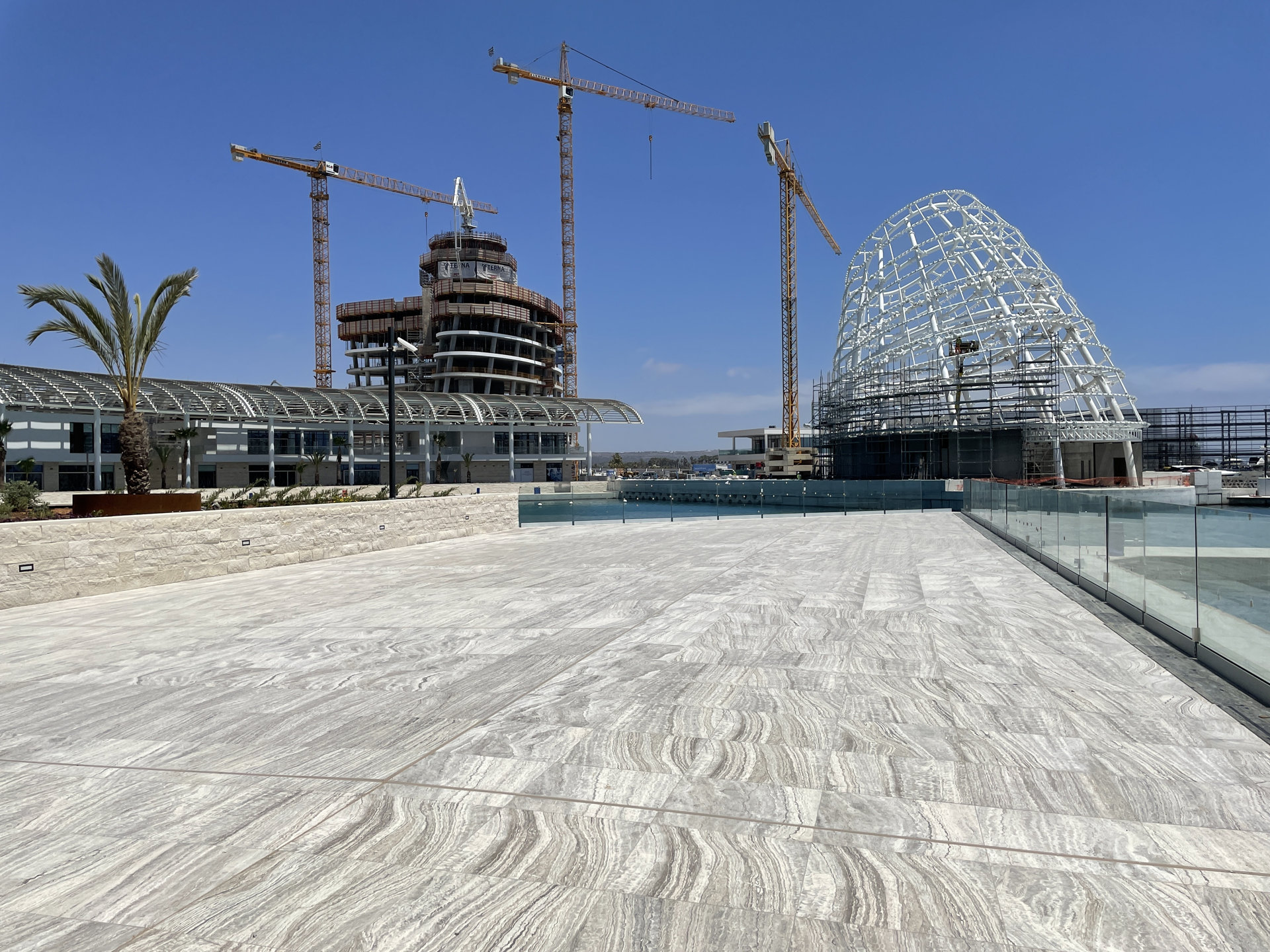 Silver travertine IMG 3393